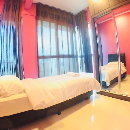 Regalia Suites By Ihost Kuala Lumpur Exterior foto